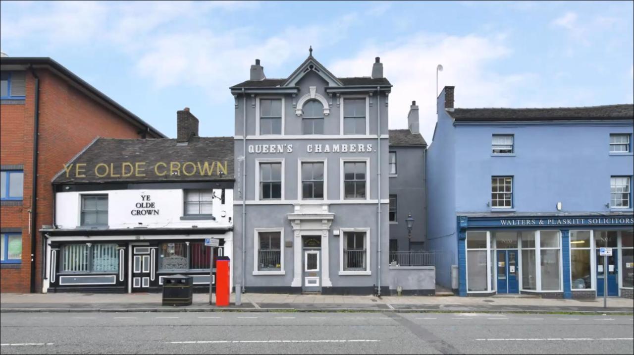 Westport Road Stoke-on-Trent Exterior photo